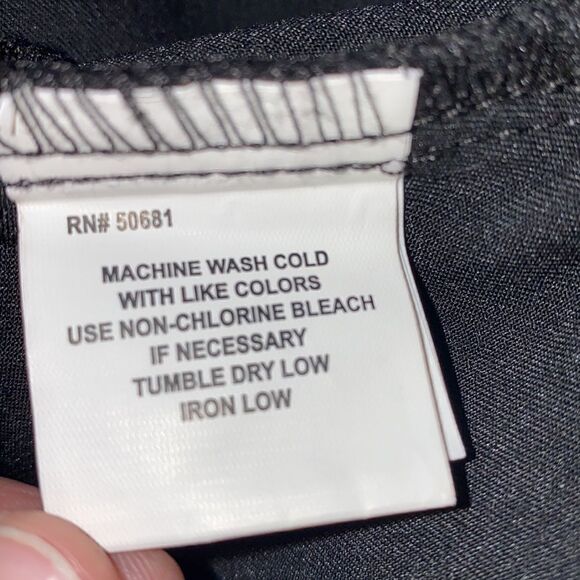 GREYS ANATOMY Signature 2 Welt Pocket V-Neck Scrub Top-XS NWT - Picture 8 of 10